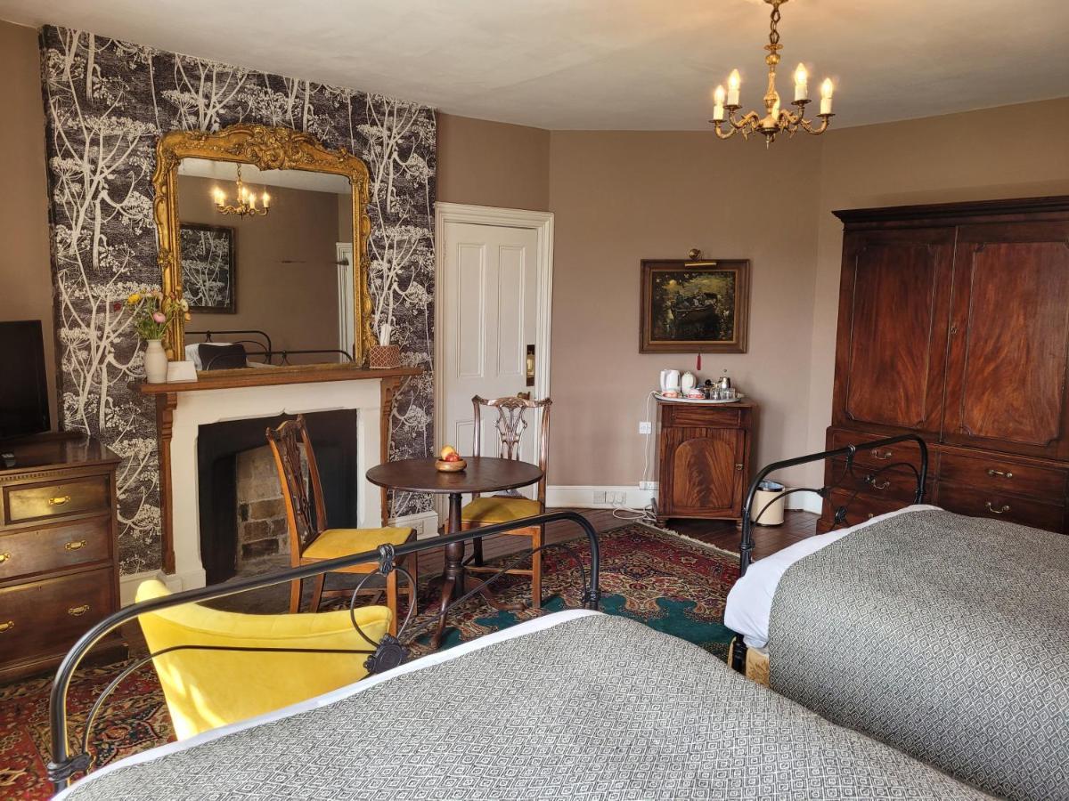 The Old Vicarage Bed and Breakfast Kington  Exterior foto