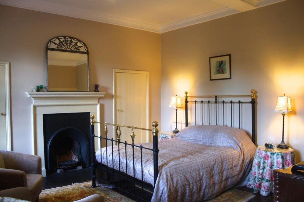 The Old Vicarage Bed and Breakfast Kington  Exterior foto